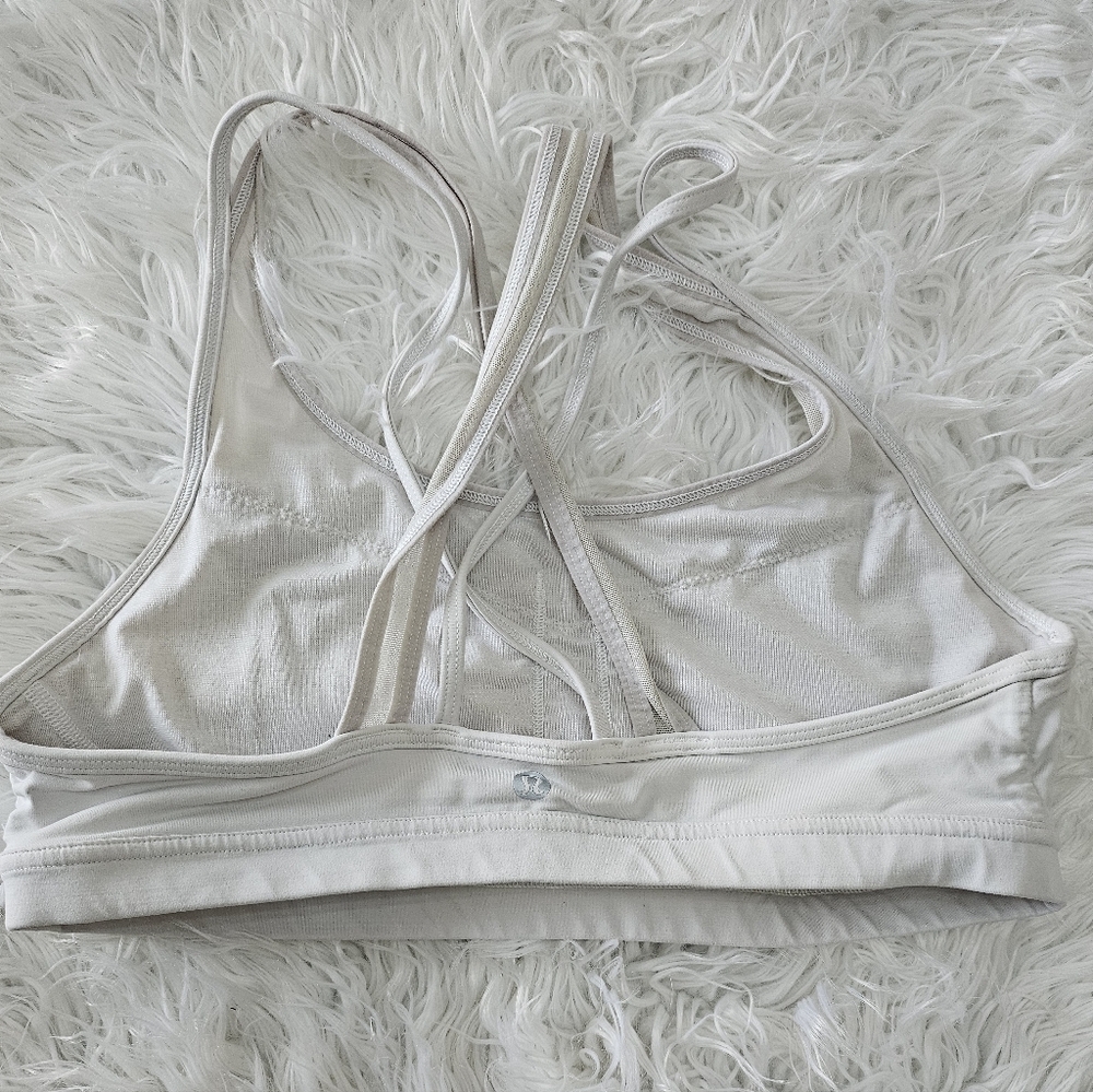 Peloton White Sports Bra with Logo - Picture 2 of 2